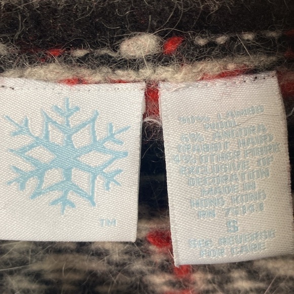 Vintage Snowflake Fair Isle  Lambswool and Angora Zip up Sweater Size Small - Picture 4 of 5